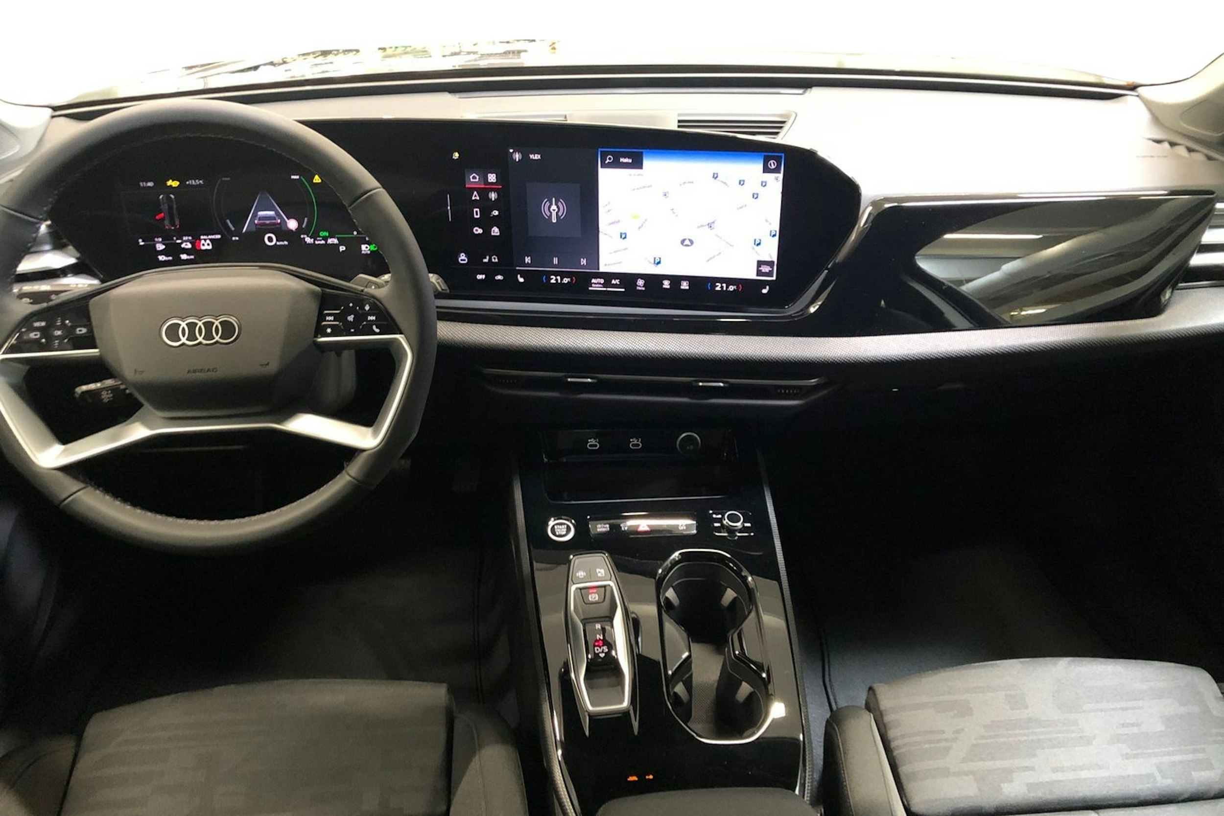 firmament sininen Audi A5 2025 kuva 7.