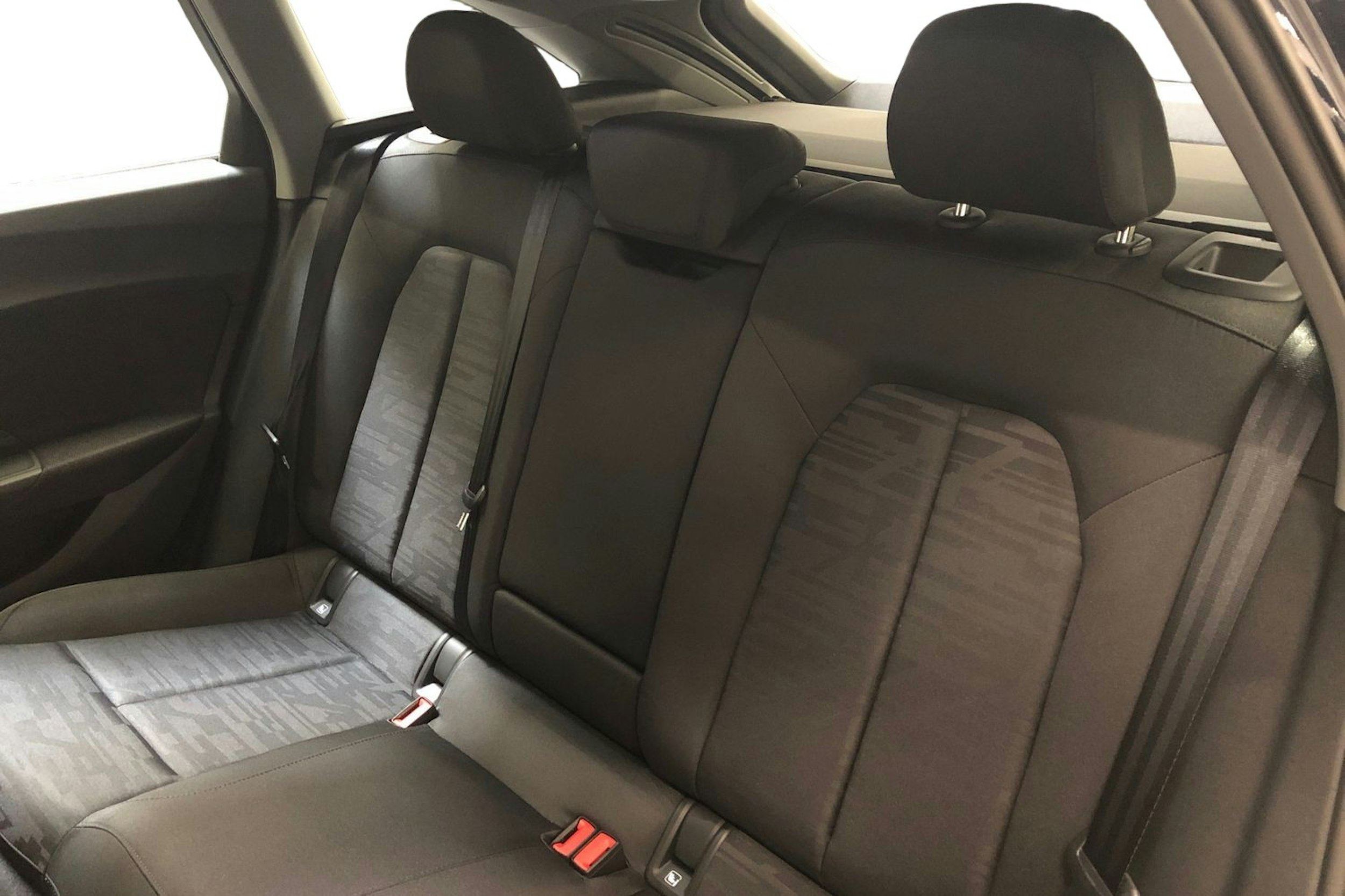 firmament sininen Audi A5 2025 kuva 8.