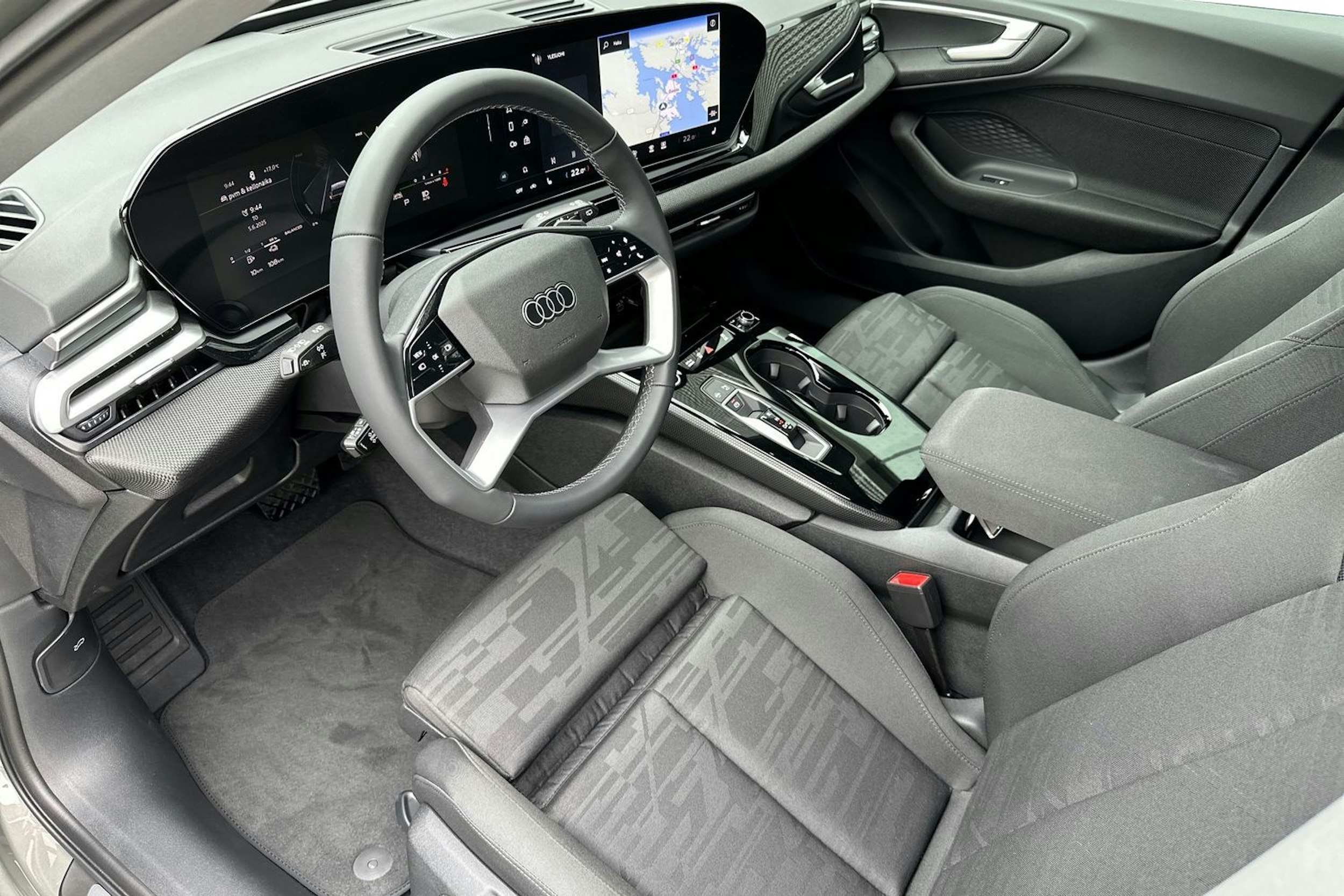 harmaa Audi A5 2025 kuva 6.