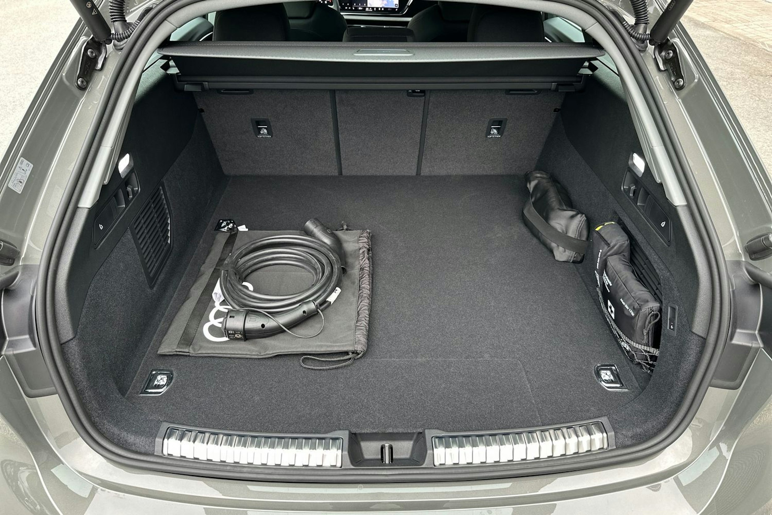 harmaa Audi A5 2025 kuva 12.