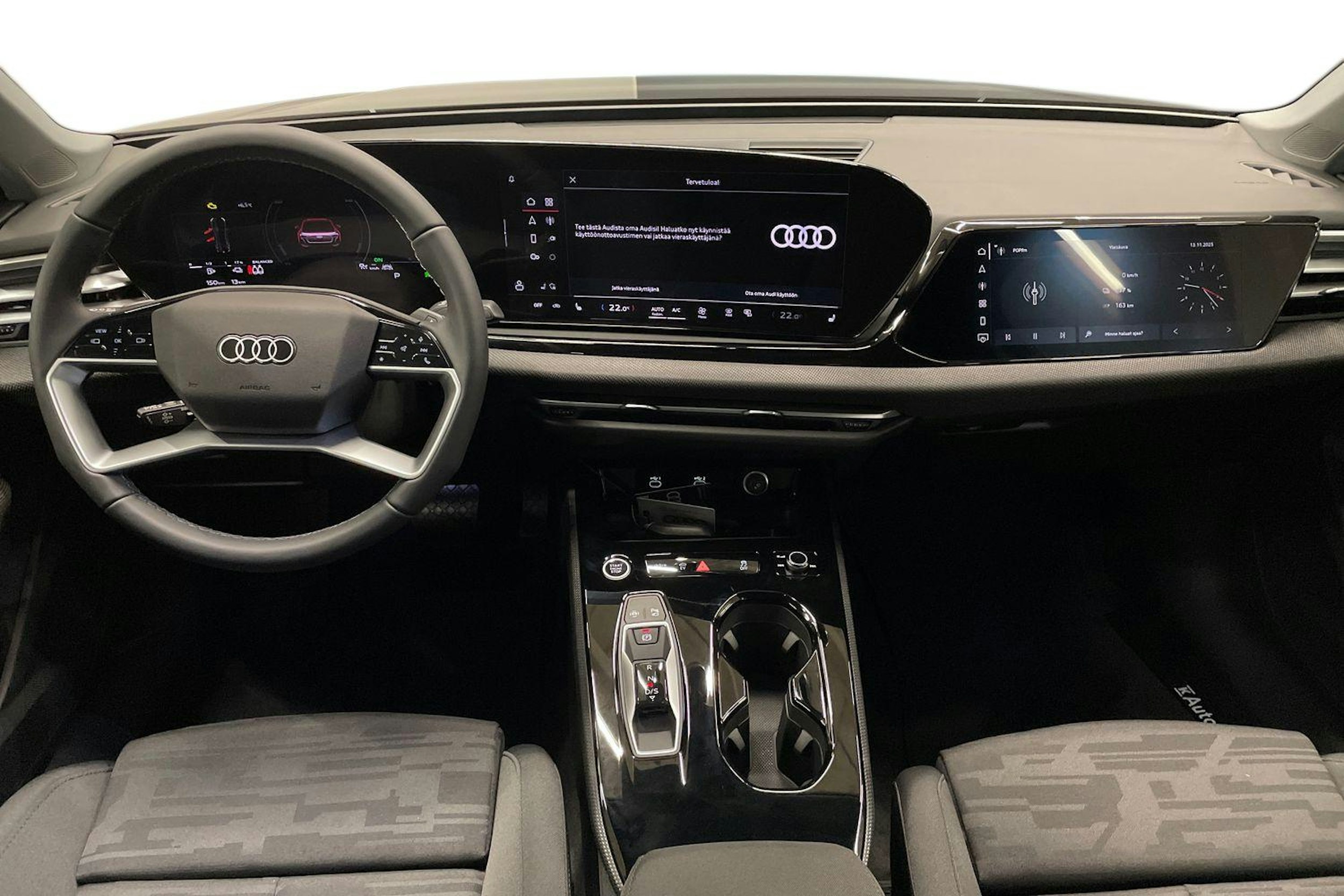 musta Audi A5 2025 kuva 7.