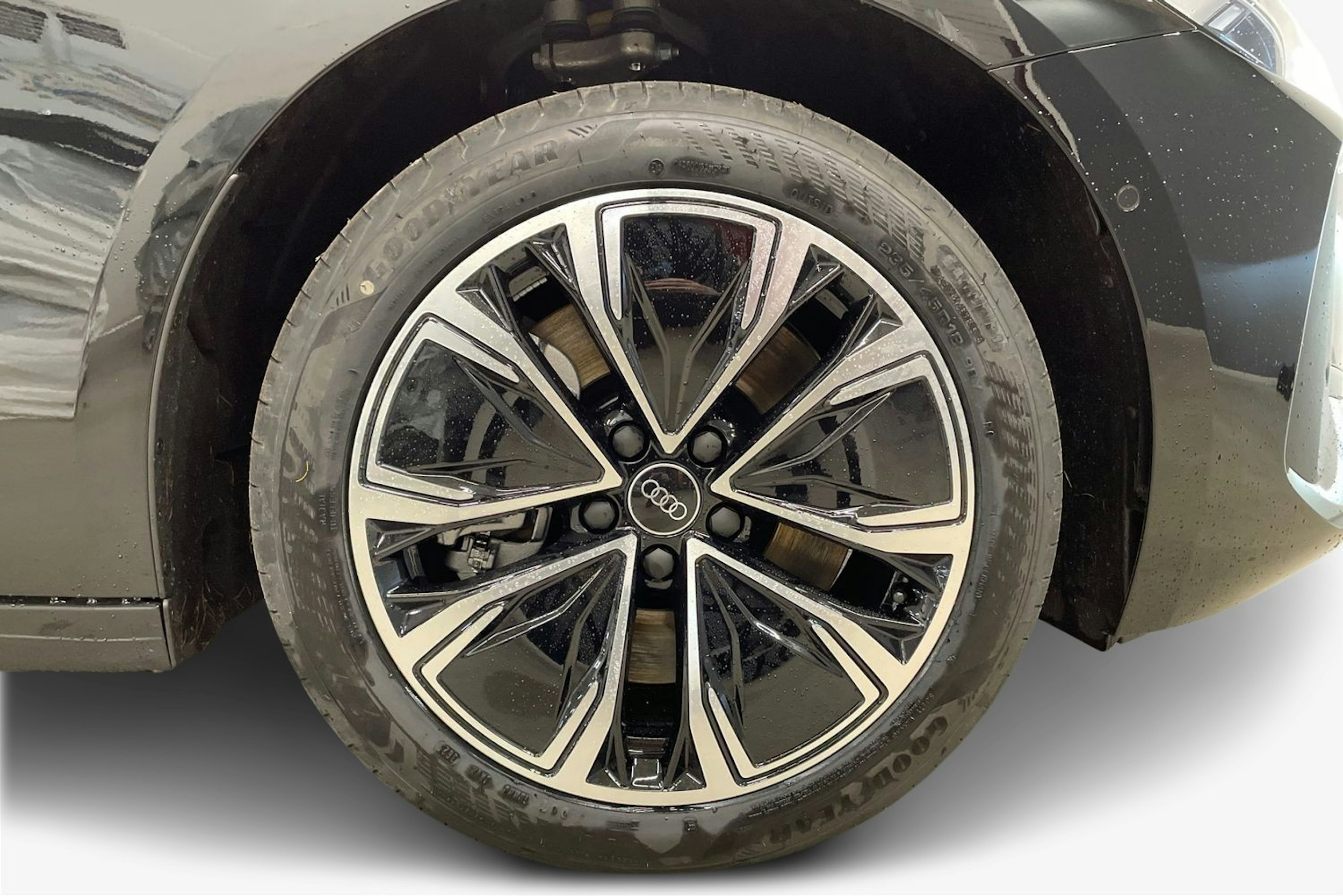 musta Audi A5 2025 kuva 9.