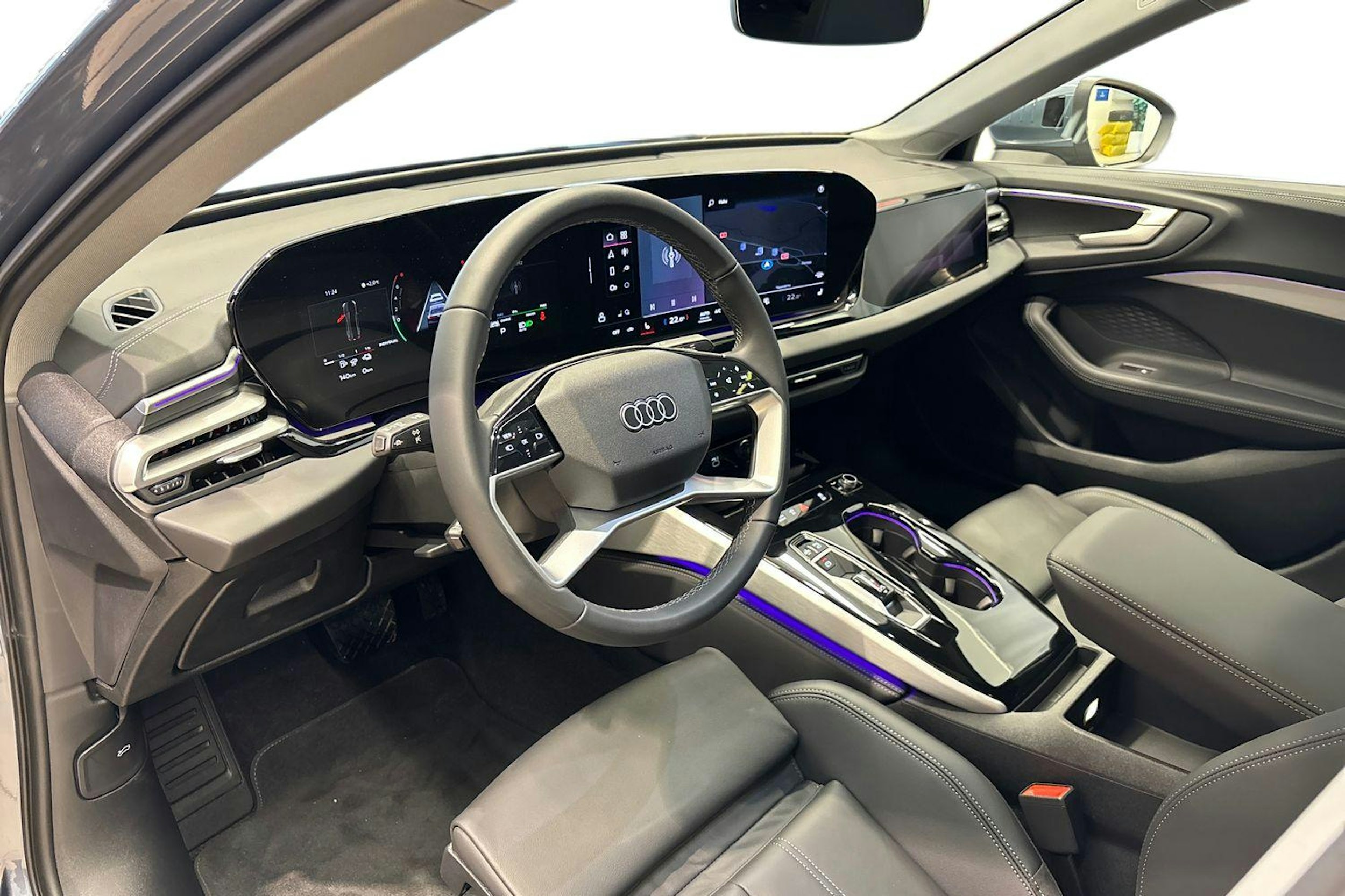 sininen Audi A5 2025 kuva 7.