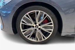 sininen Audi A5 2025 kuva 11.