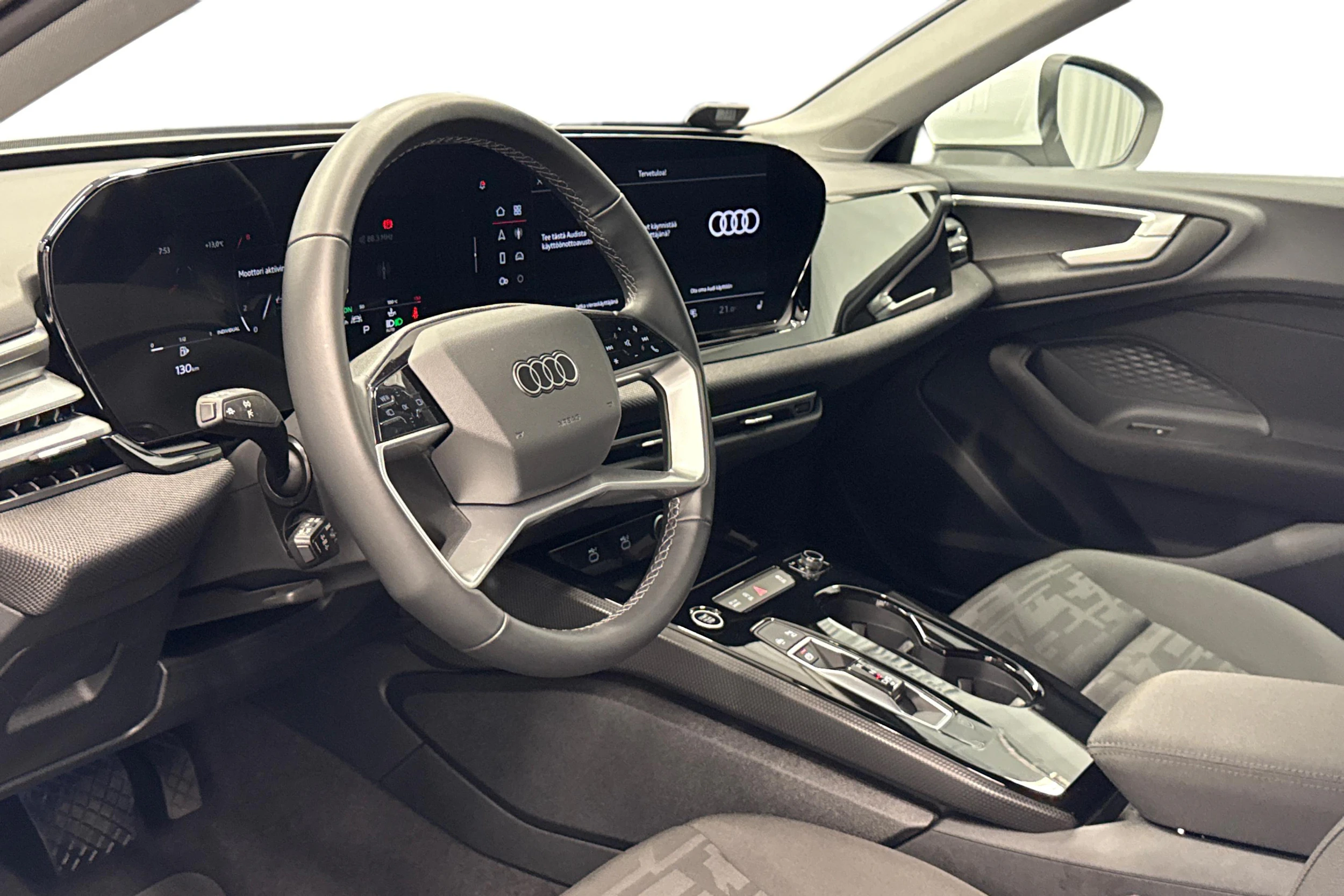 valkoinen Audi A5 2025 kuva 8.