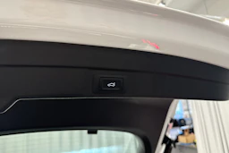 valkoinen Audi A5 2025 kuva 32.