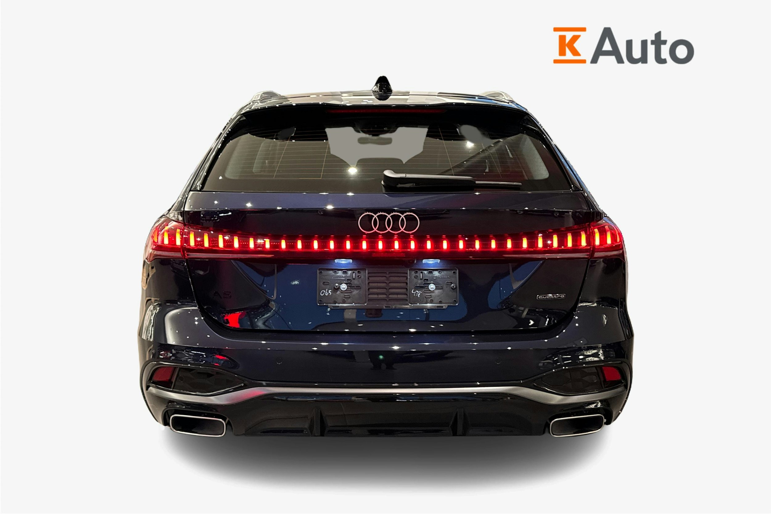 sininen Audi A5 2025 kuva 3.