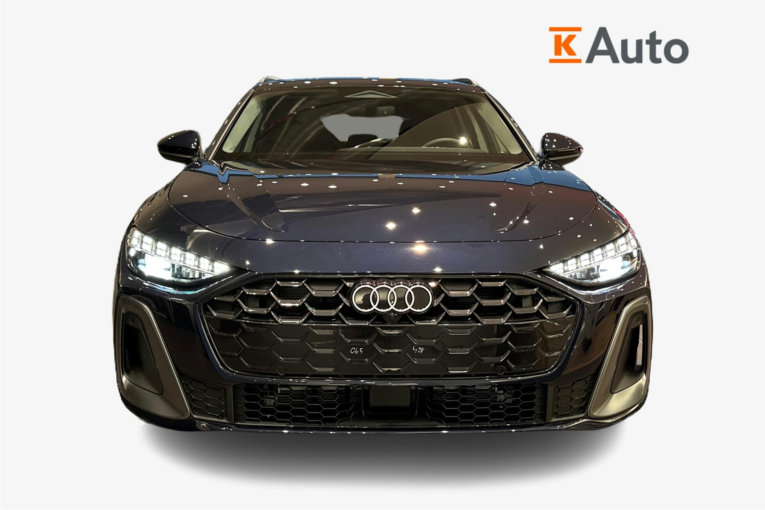 sininen Audi A5 2025 kuva 4.