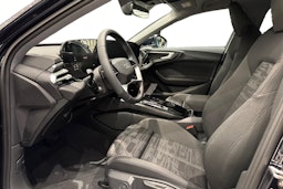 sininen Audi A5 2025 kuva 6.