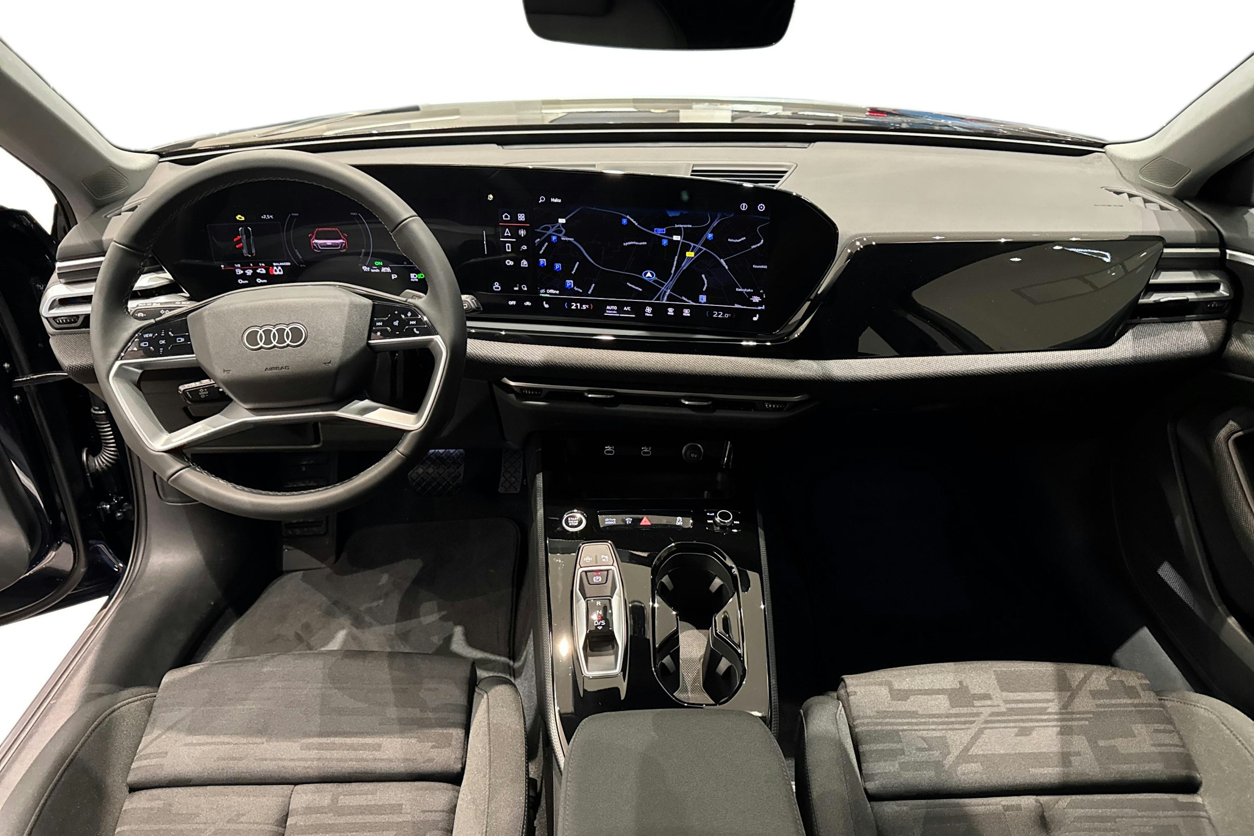 sininen Audi A5 2025 kuva 7.