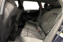 sininen Audi A5 2025 kuva 8.