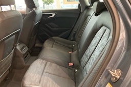 sininen Audi A5 2025 kuva 8.