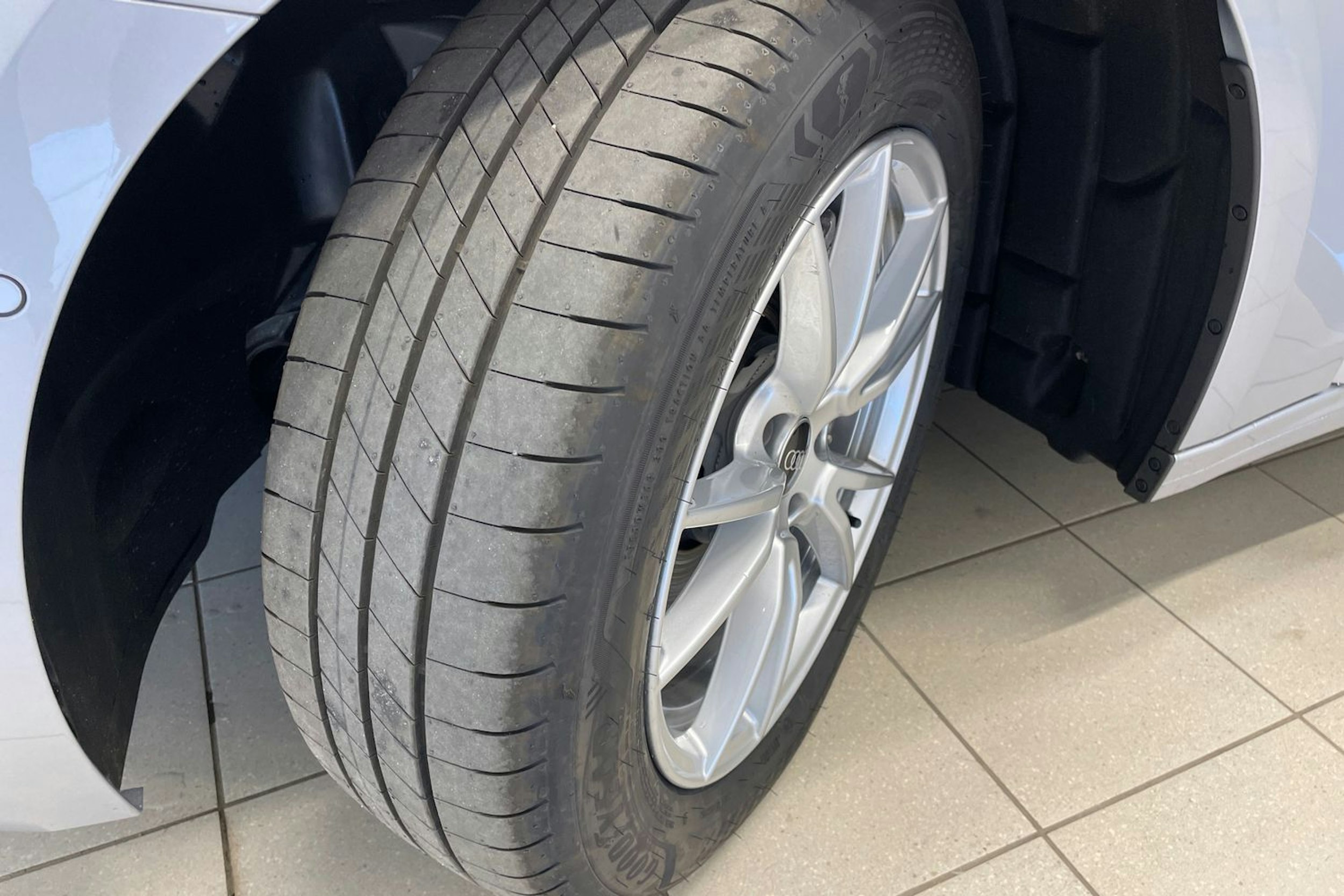 met. hopea Audi A5 2025 kuva 10.