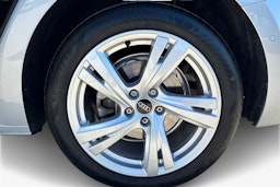 harmaa Audi A5 2025 kuva 9.