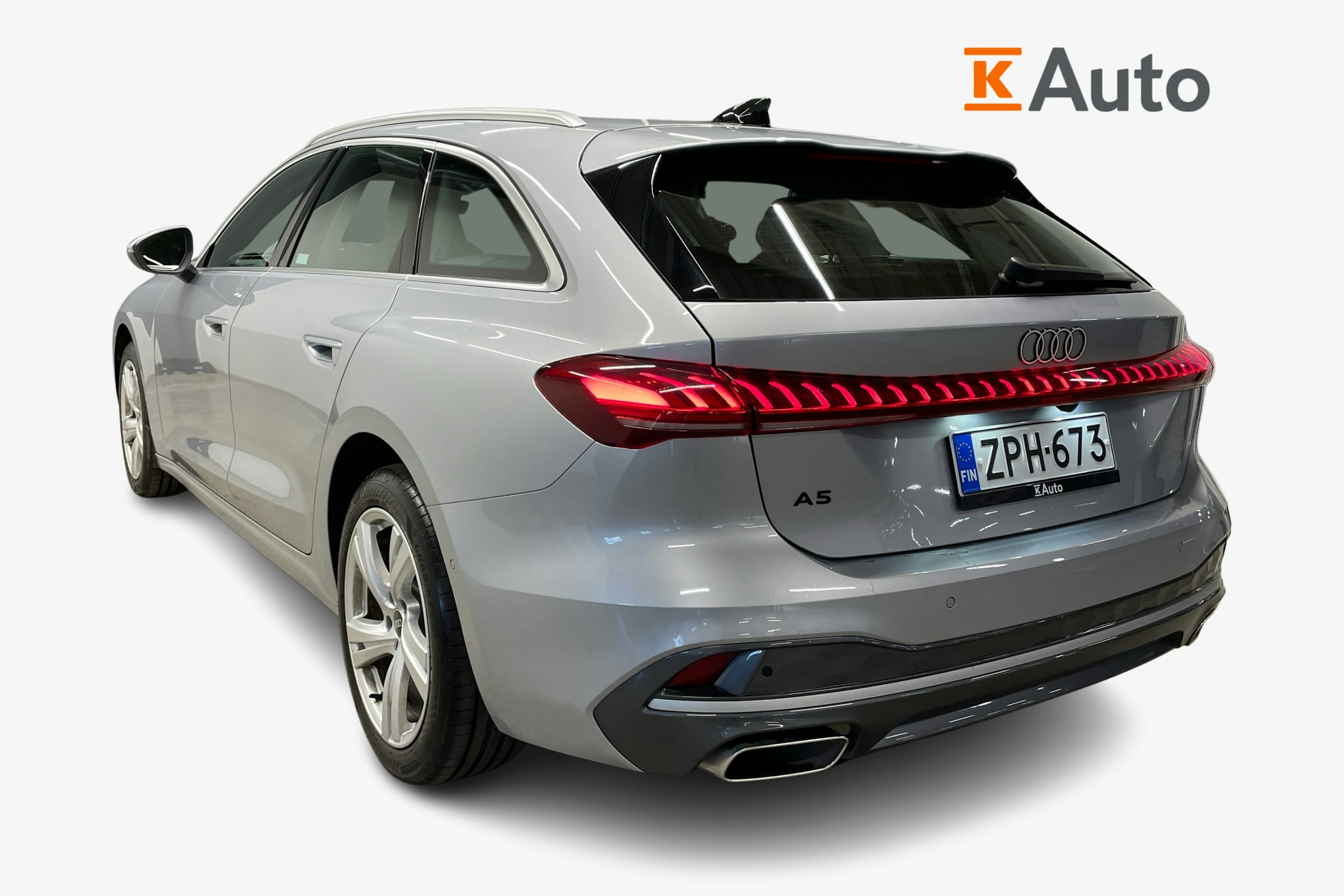 harmaa Audi A5 2025 kuva 2.
