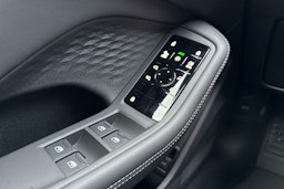 musta Audi A5 2025 kuva 20.