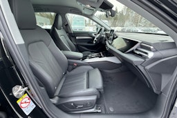 musta Audi A5 2025 kuva 22.