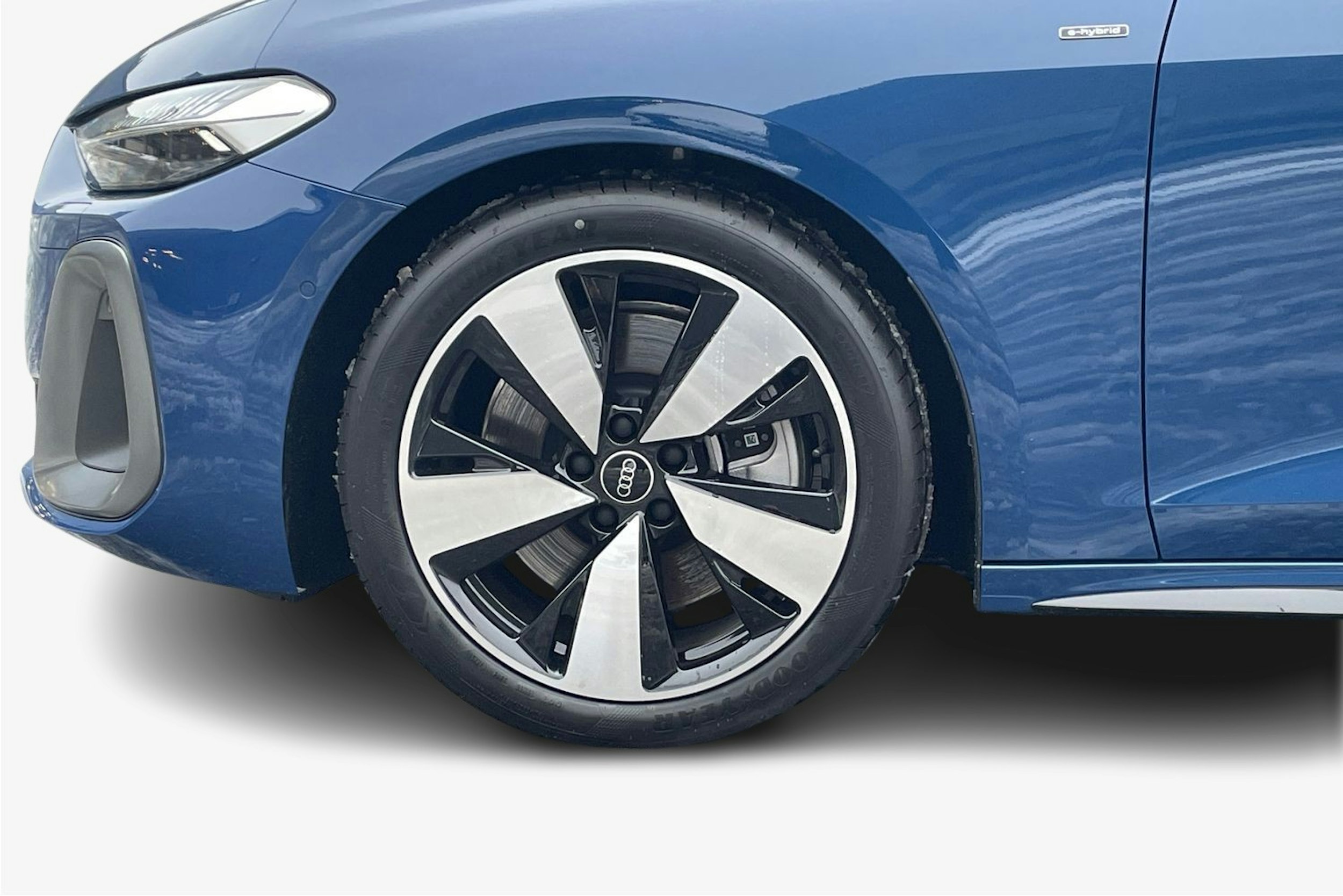 sininen Audi A5 2026 kuva 9.