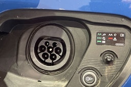 sininen Audi A5 2026 kuva 17.