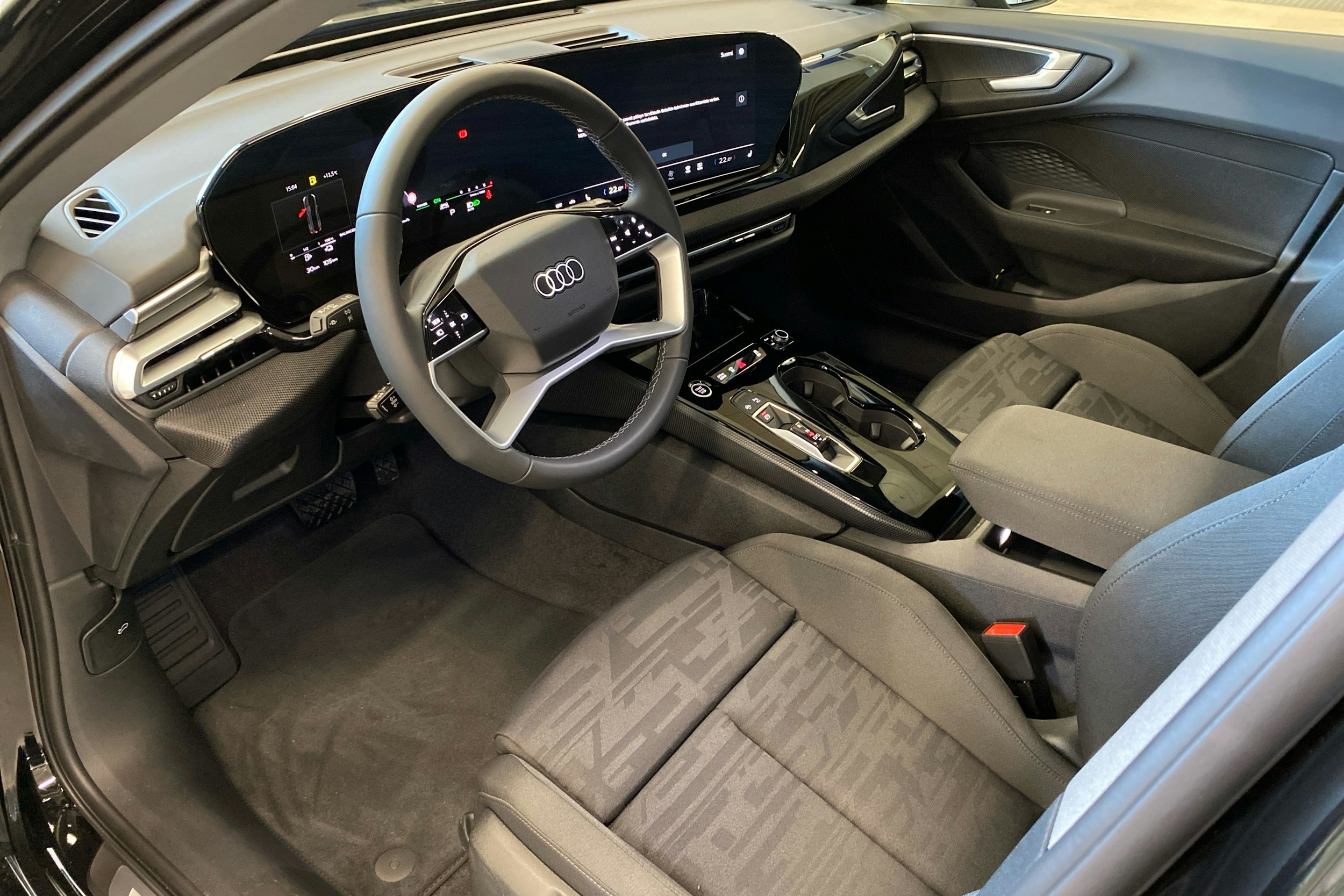 musta Audi A5 2025 kuva 6.