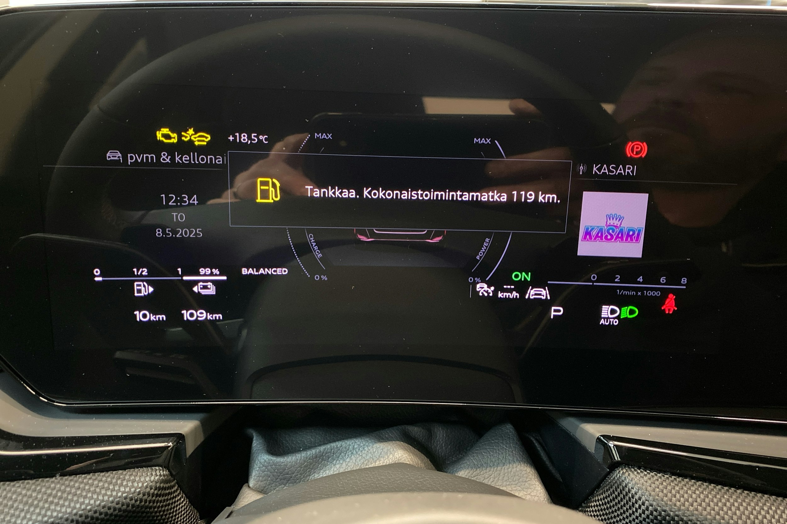 punainen Audi A5 2025 kuva 12.