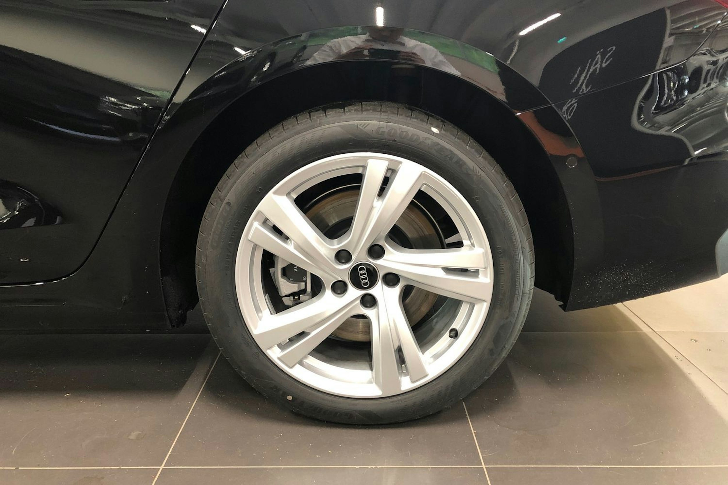 met. musta Audi A5 2025 kuva 10.