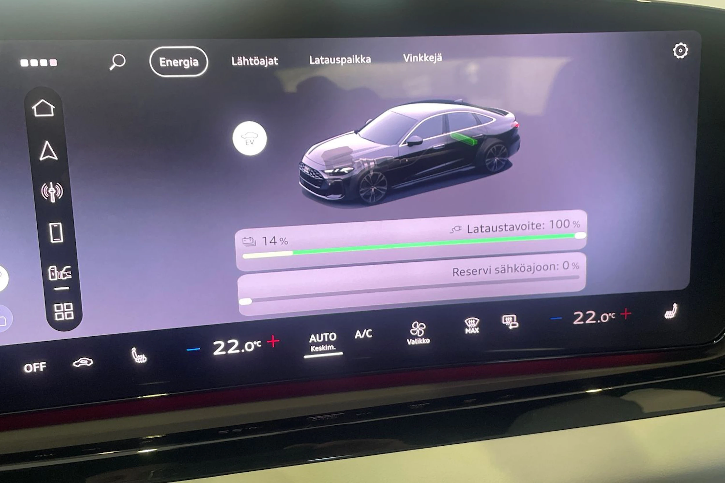 punainen Audi A5 2026 kuva 24.