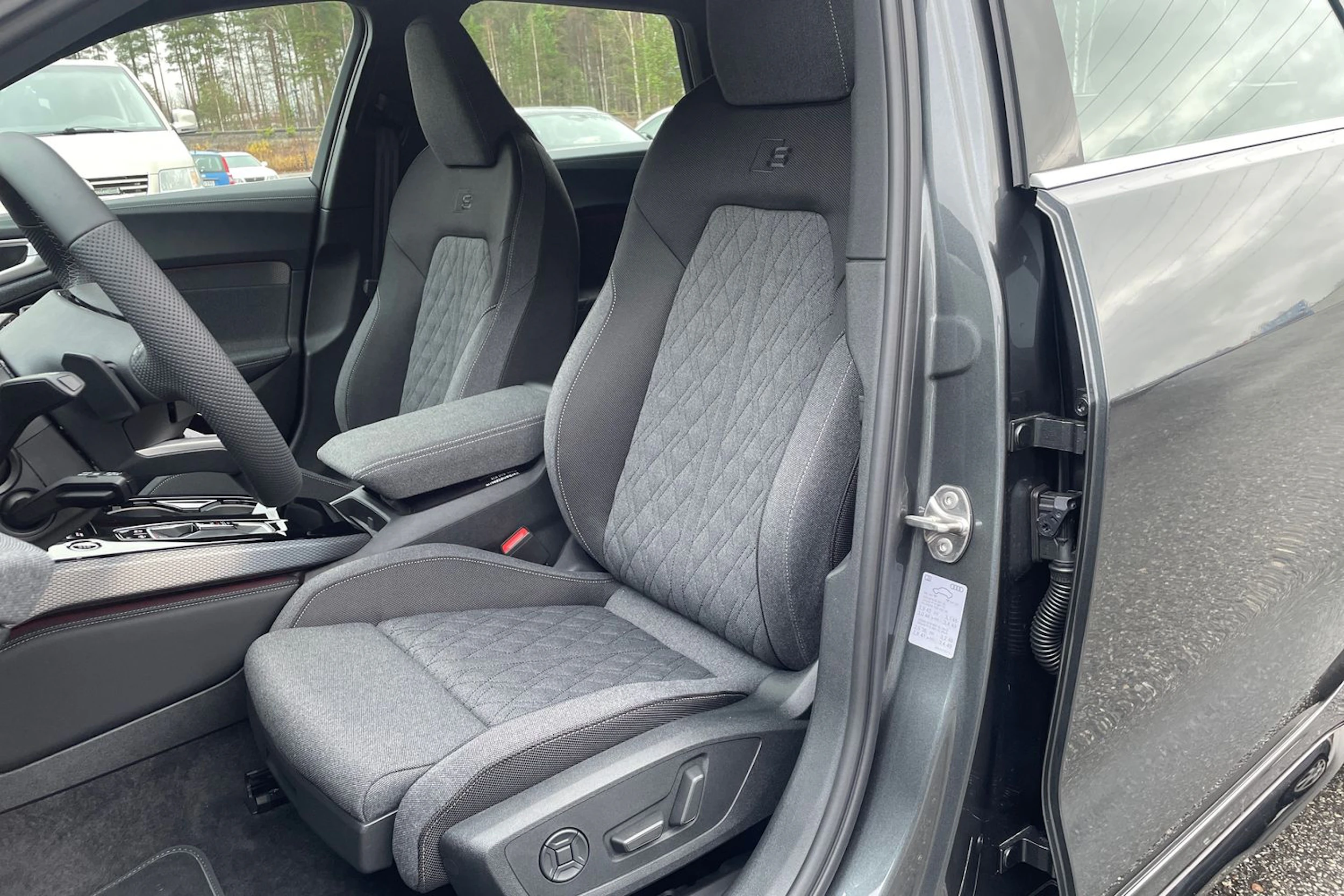 harmaa Audi A5 2026 kuva 12.