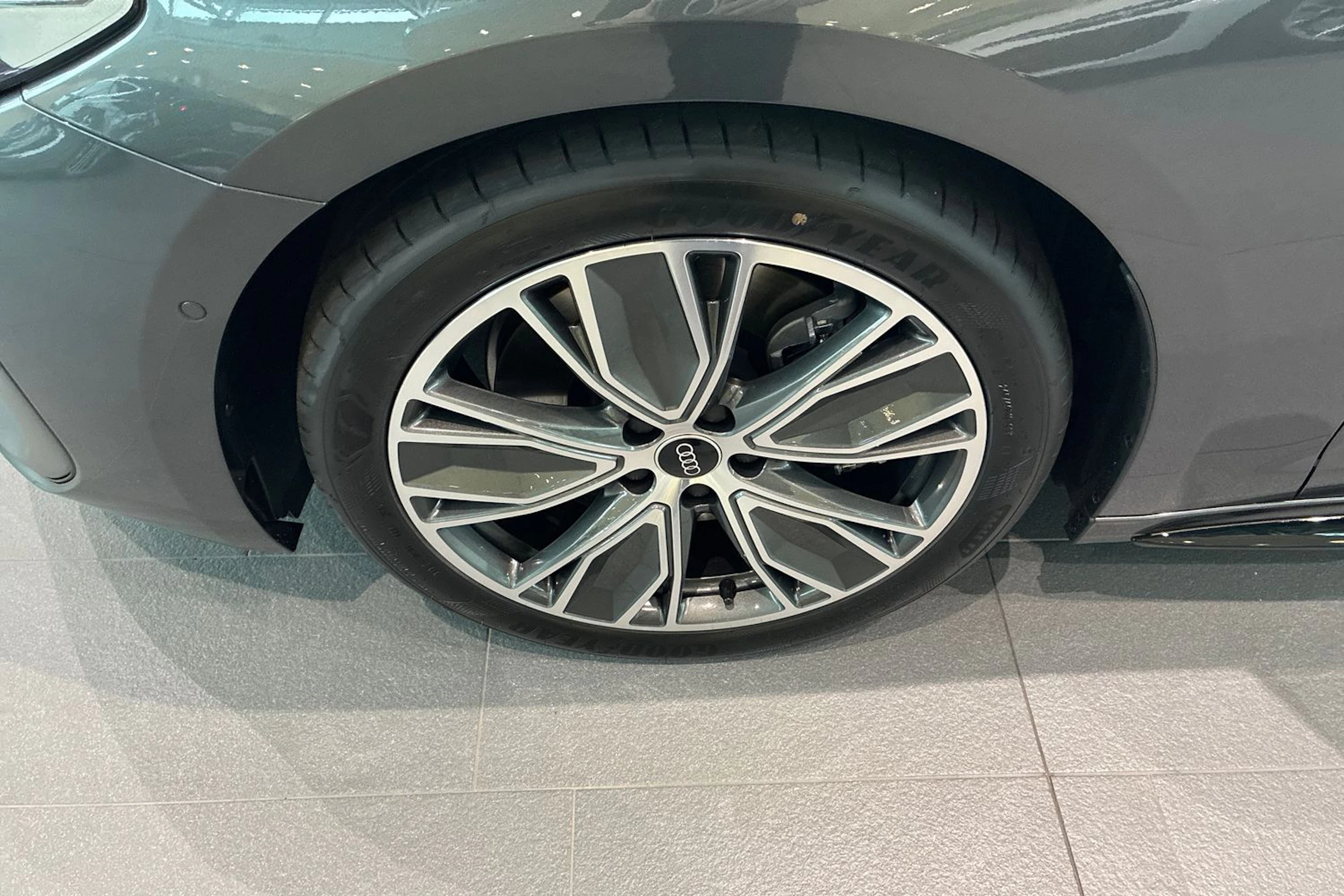 harmaa Audi A5 2026 kuva 10.