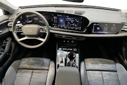 jäätikön valkoinen Audi A5 2026 kuva 2.