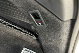 jäätikön valkoinen Audi A5 2026 kuva 14.