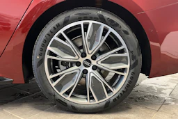 punainen Audi A5 2026 kuva 10.