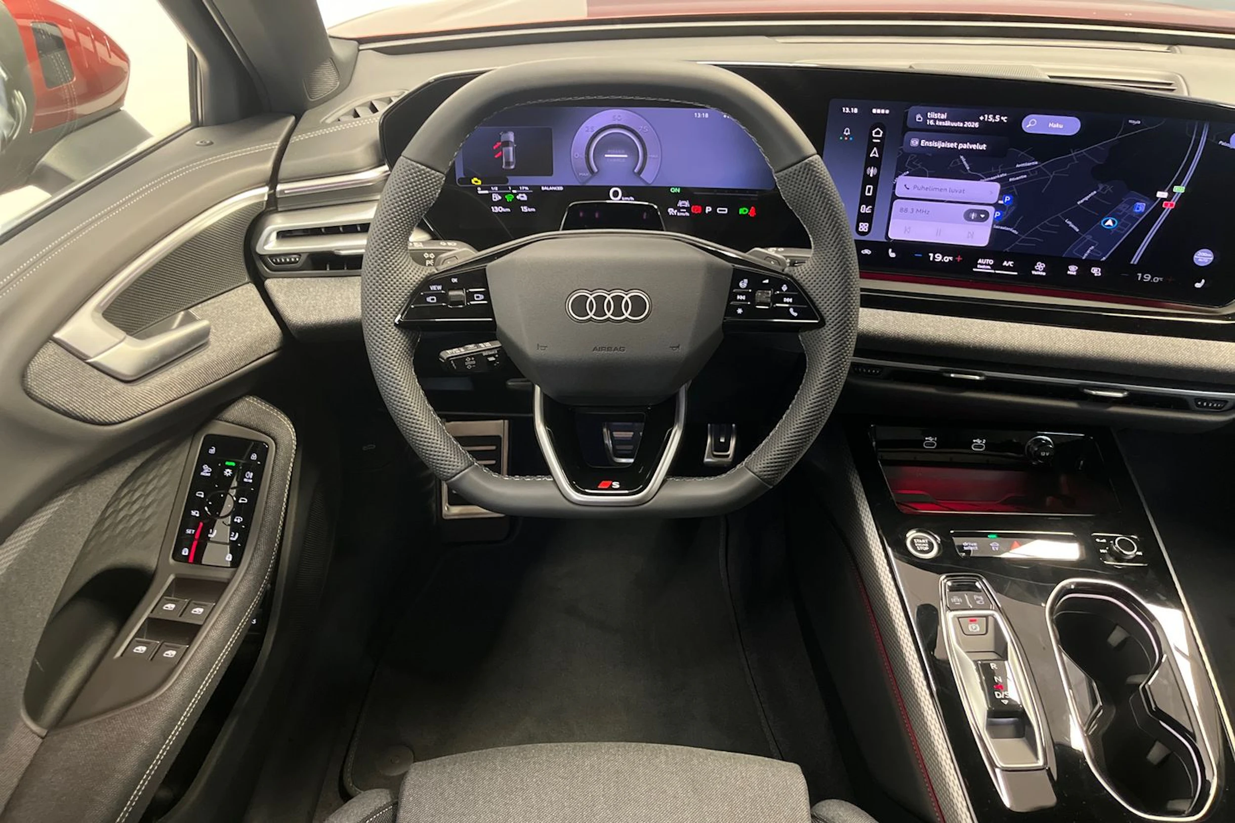 punainen Audi A5 2026 kuva 15.