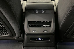 punainen Audi A5 2026 kuva 16.