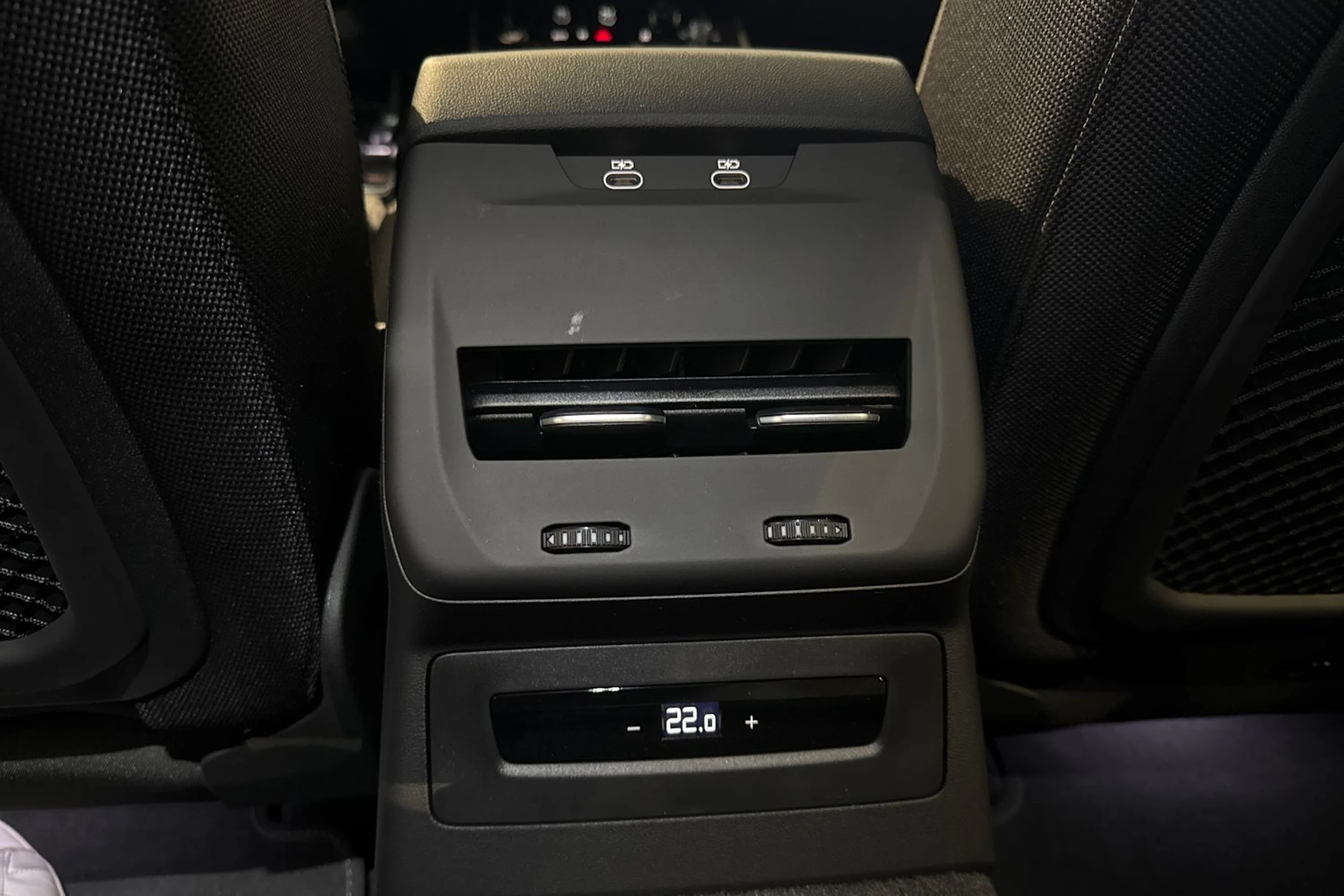 met. musta Audi A5 2026 kuva 16.