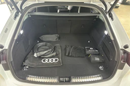 met. valkoinen Audi A5 2026 kuva 16.