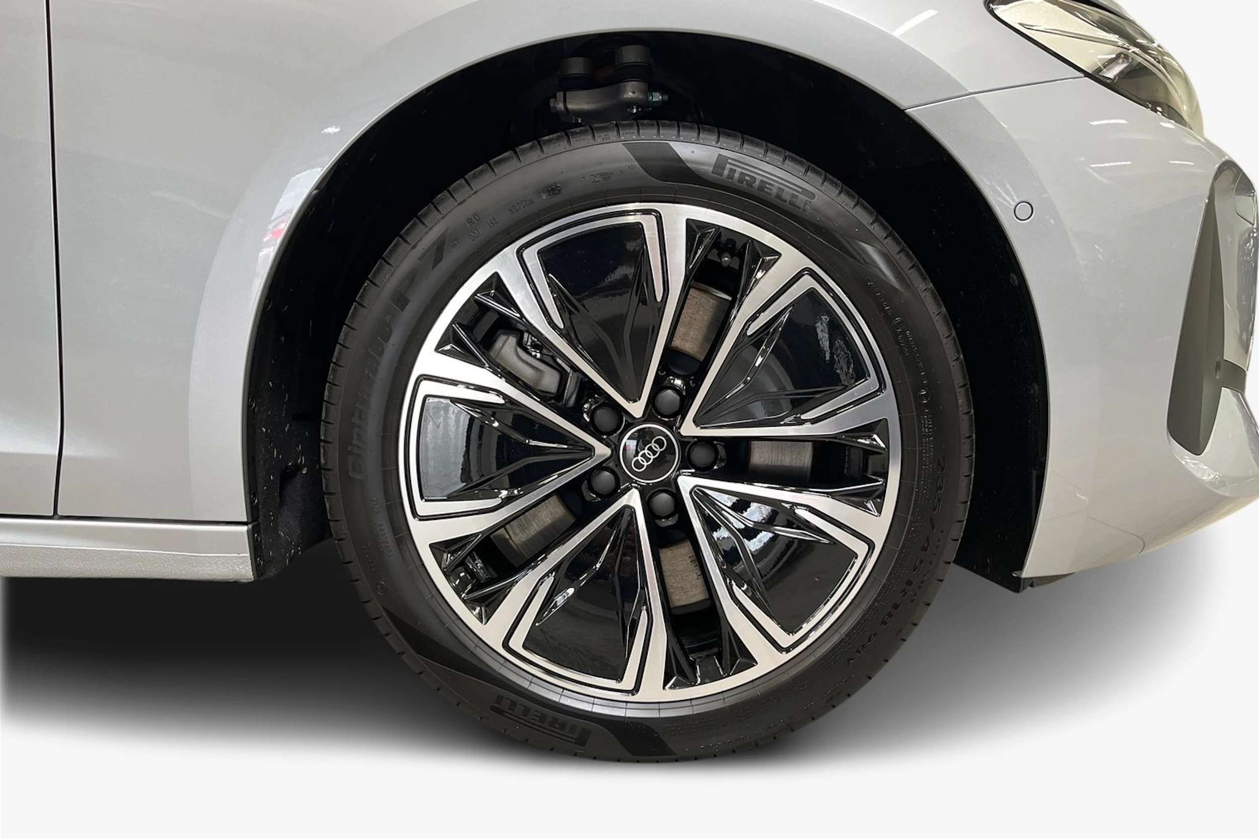 harmaa Audi A5 2026 kuva 9.