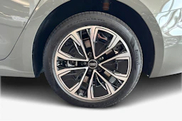 harmaa Audi A5 2026 kuva 9.