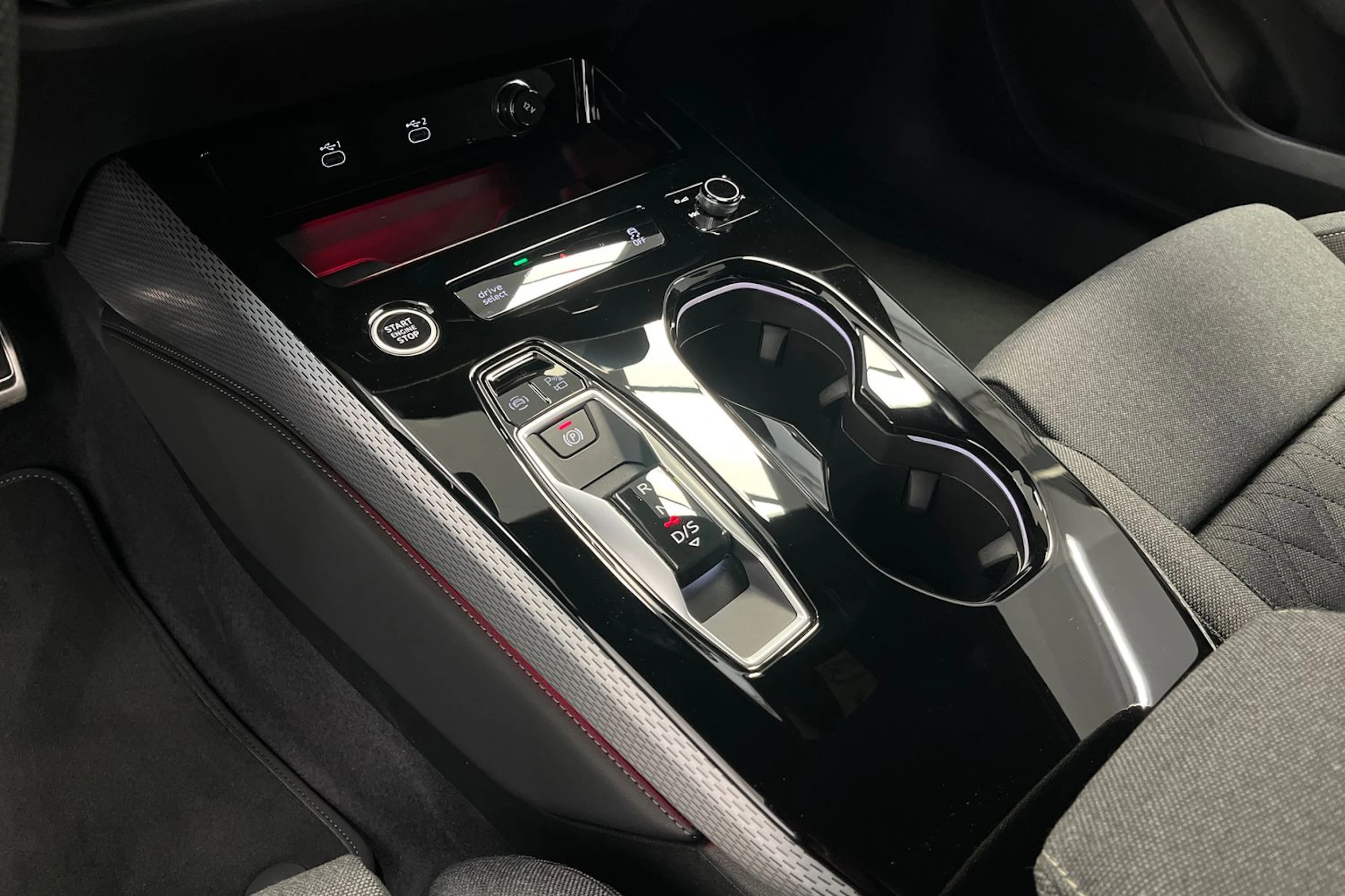 harmaa Audi A5 2026 kuva 19.