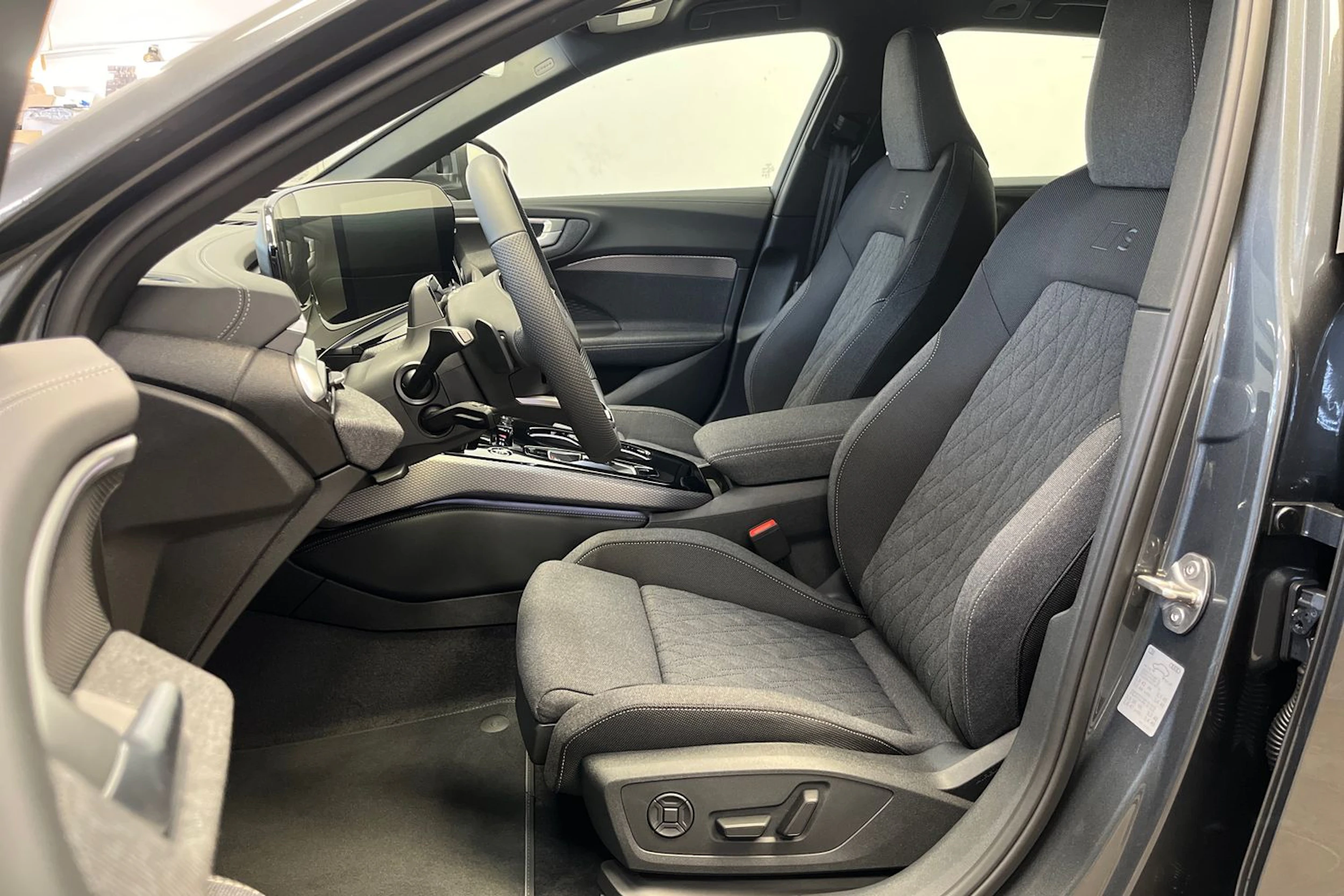 harmaa Audi A5 2026 kuva 21.