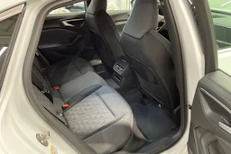 valkoinen Audi A5 2026 kuva 13.