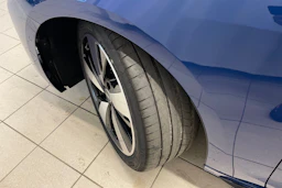 sininen Audi A5 2026 kuva 10.
