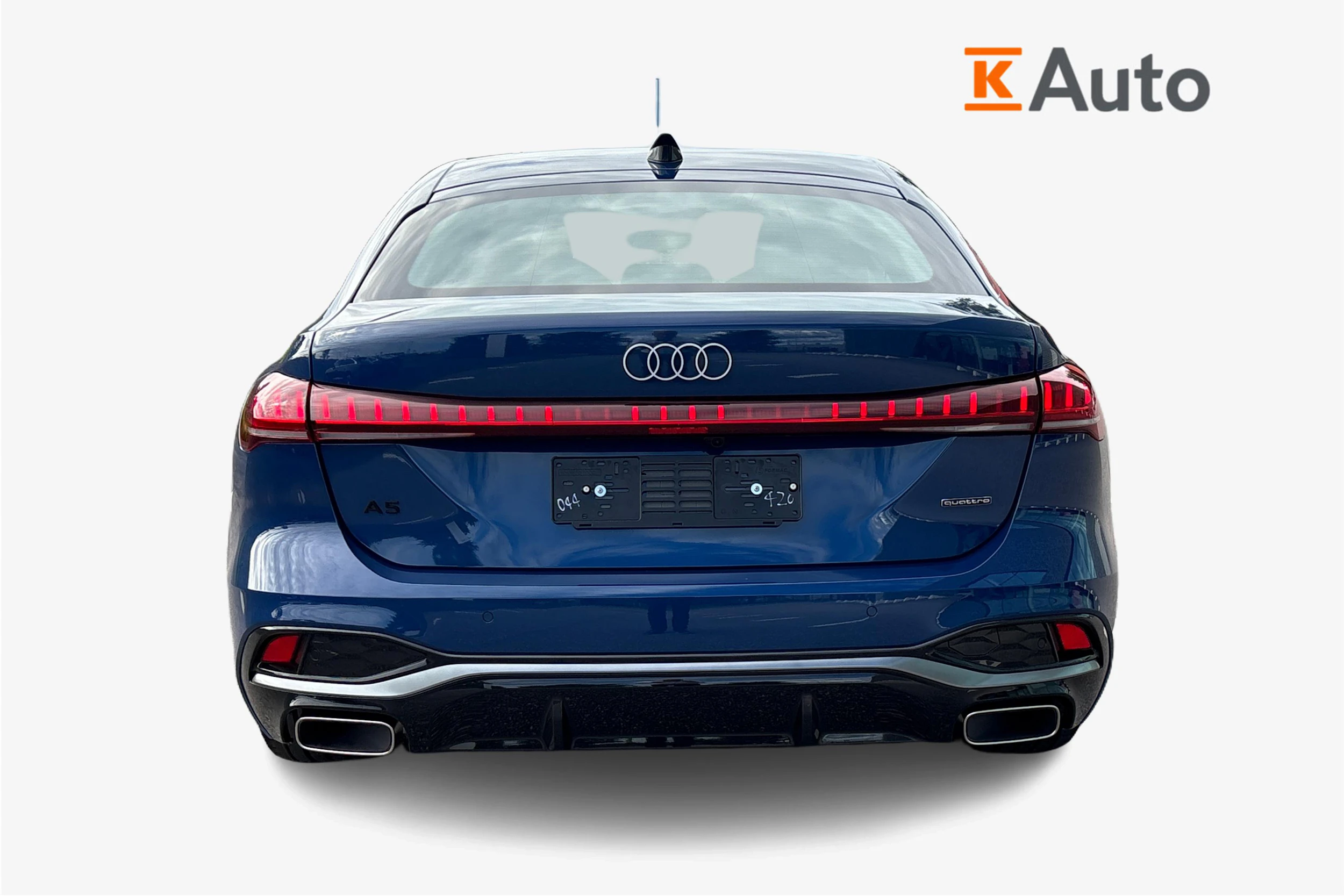sininen Audi A5 2026 kuva 3.