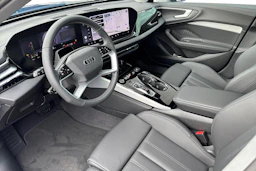 sininen Audi A5 2026 kuva 6.