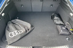 sininen Audi A5 2026 kuva 11.