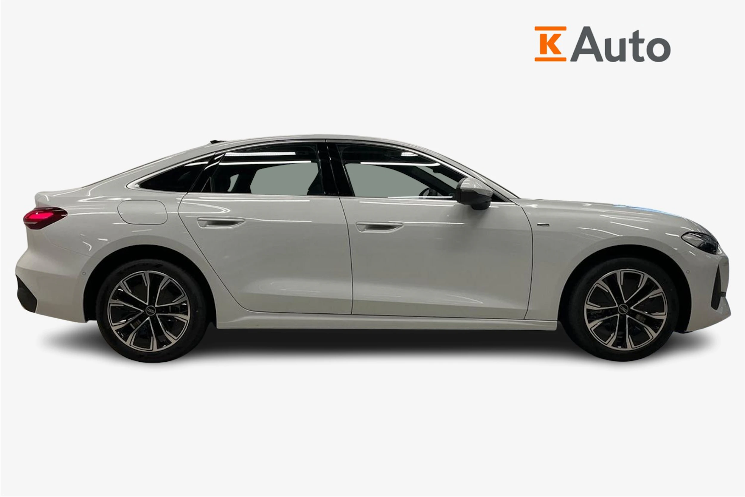 met. valkoinen Audi A5 2026 kuva 5.