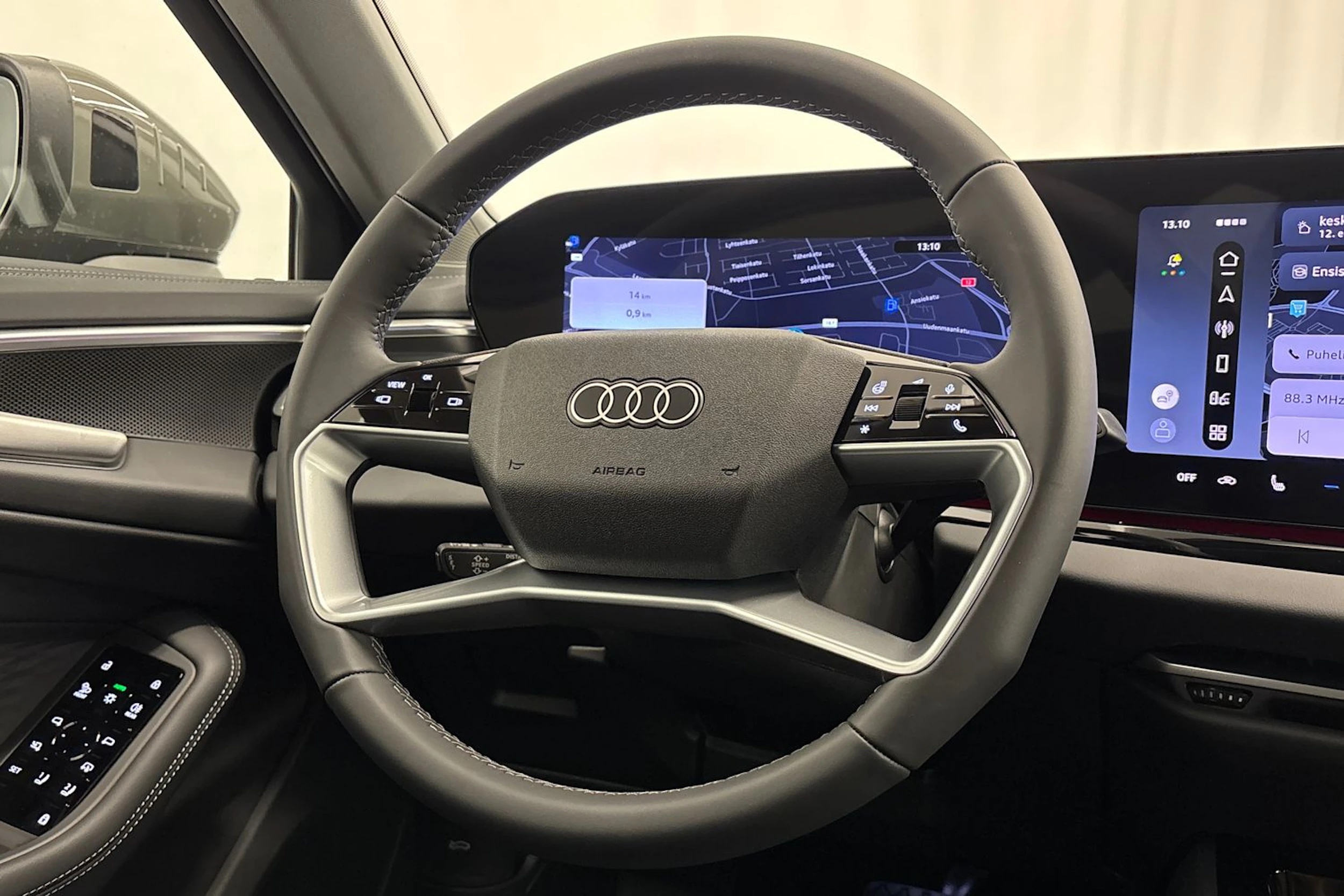 met. harmaa Audi A5 2026 kuva 14.