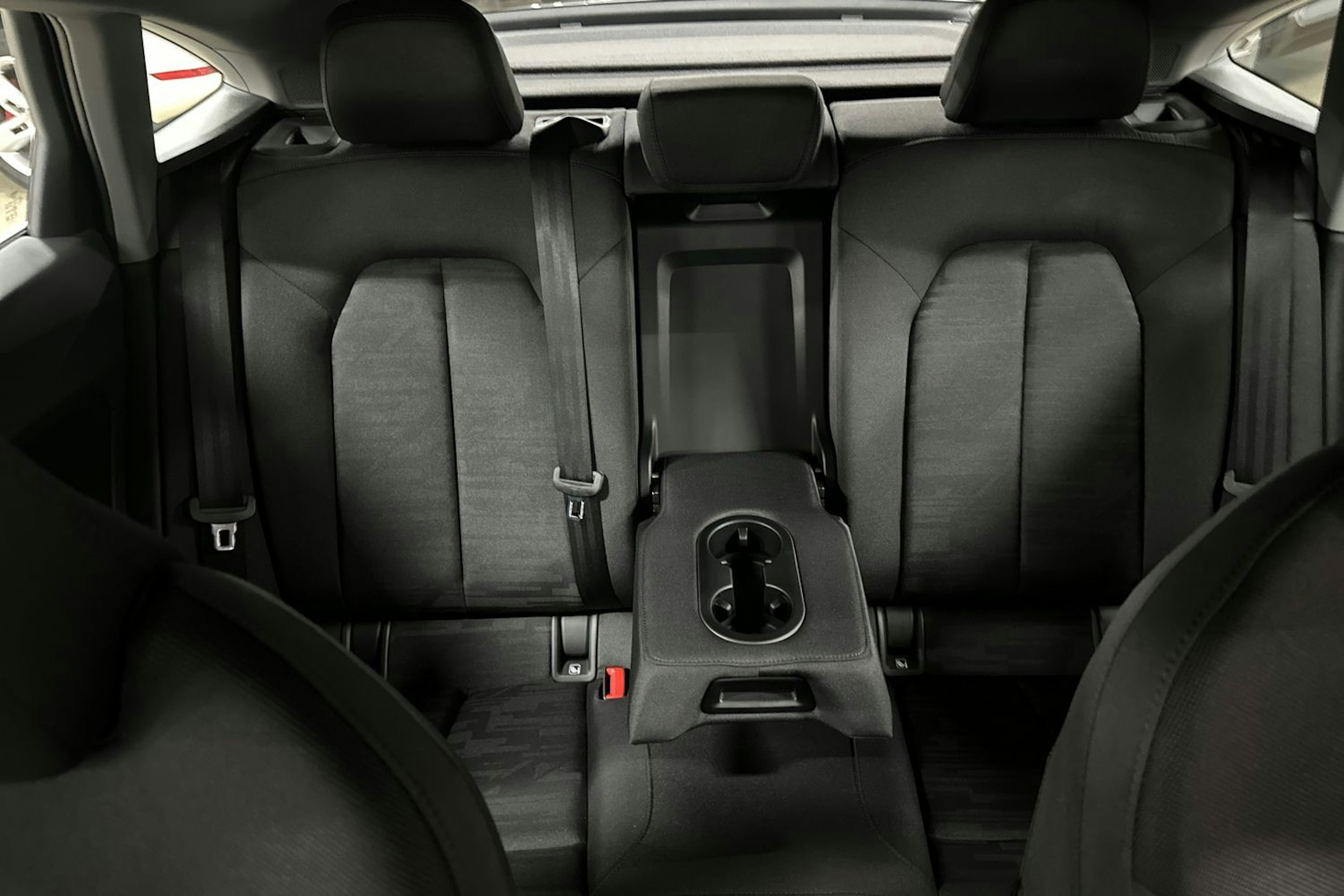 met. harmaa Audi A5 2026 kuva 11.