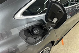 met. harmaa Audi A5 2026 kuva 32.