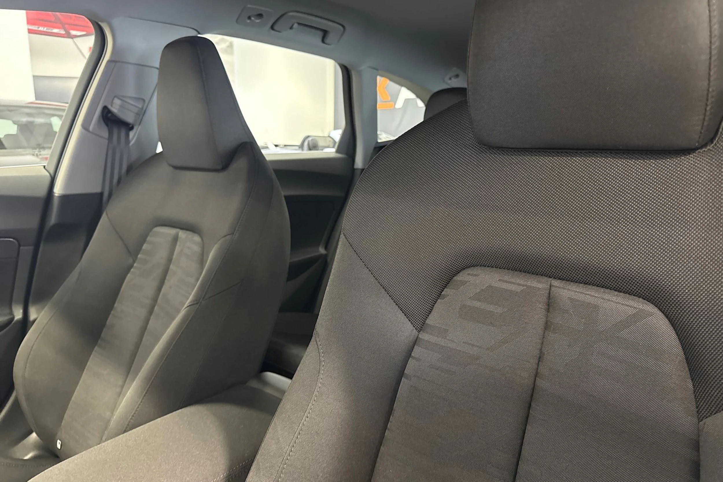 met. harmaa Audi A5 2026 kuva 13.